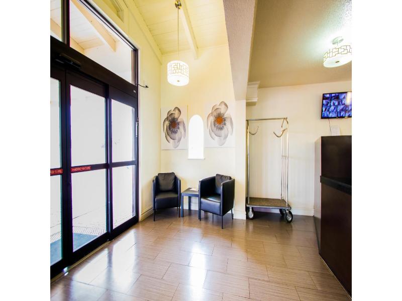Motel 6 Austin, Tx - Midtown  GA image