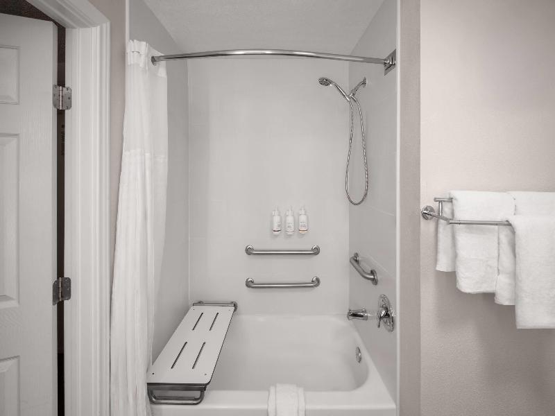 La Quinta Inn & Suites Round Rock South image
