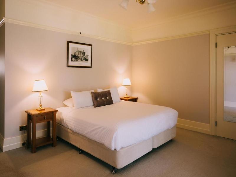 Flowerdale Estate image
