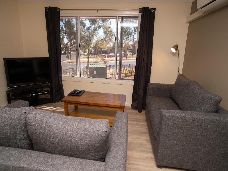 Manera Heights Apartments image