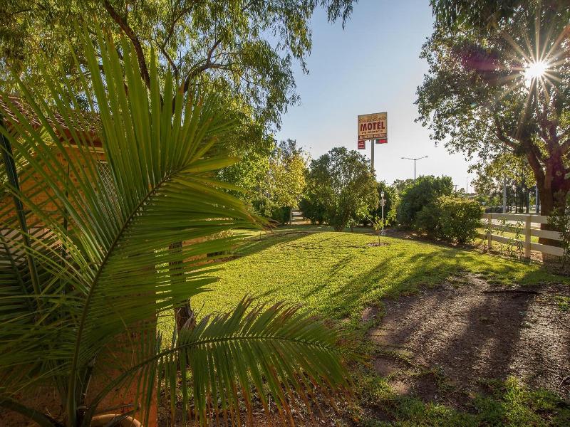 Manera Heights Apartments image