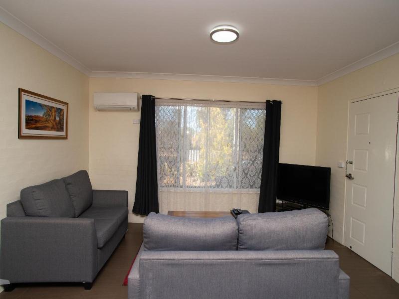 Manera Heights Apartments image