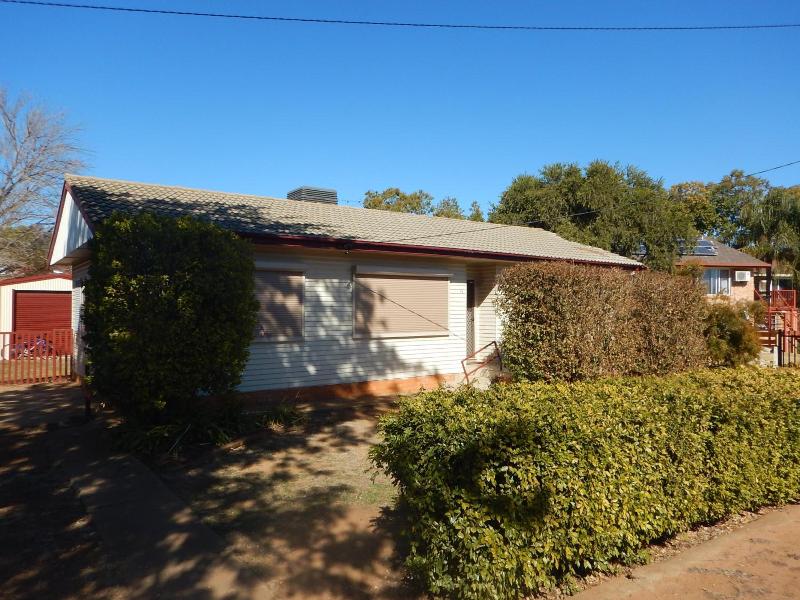 Manera Heights Apartments image