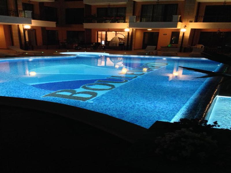 Boulevard Sea Residence image