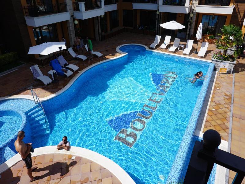 Boulevard Sea Residence image