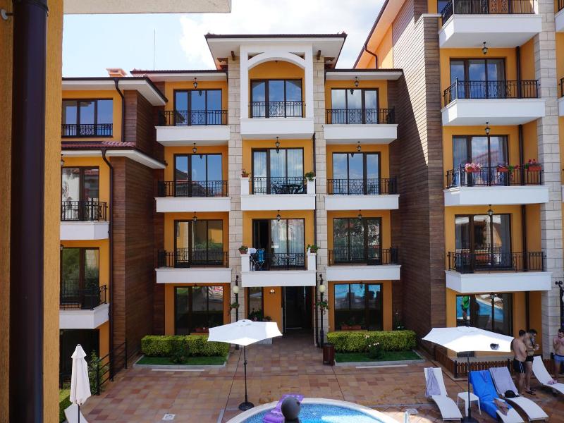 Boulevard Sea Residence image