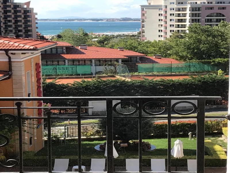 Boulevard Sea Residence image