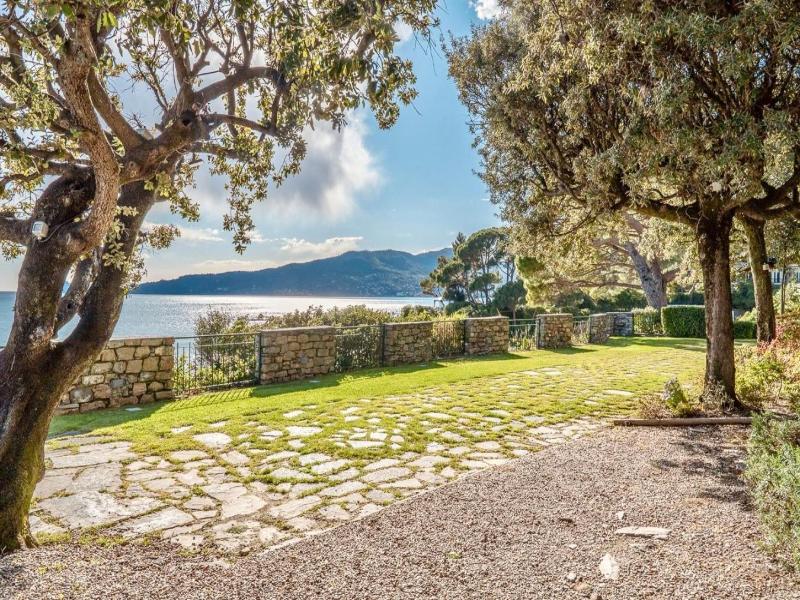Castello Canevaro image