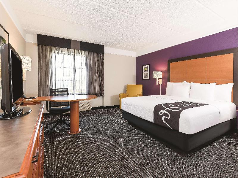 La Quinta Inn & Suites Durham / Chapel Hill image