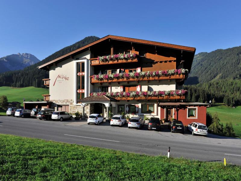 Aparthotel Garni Monte image