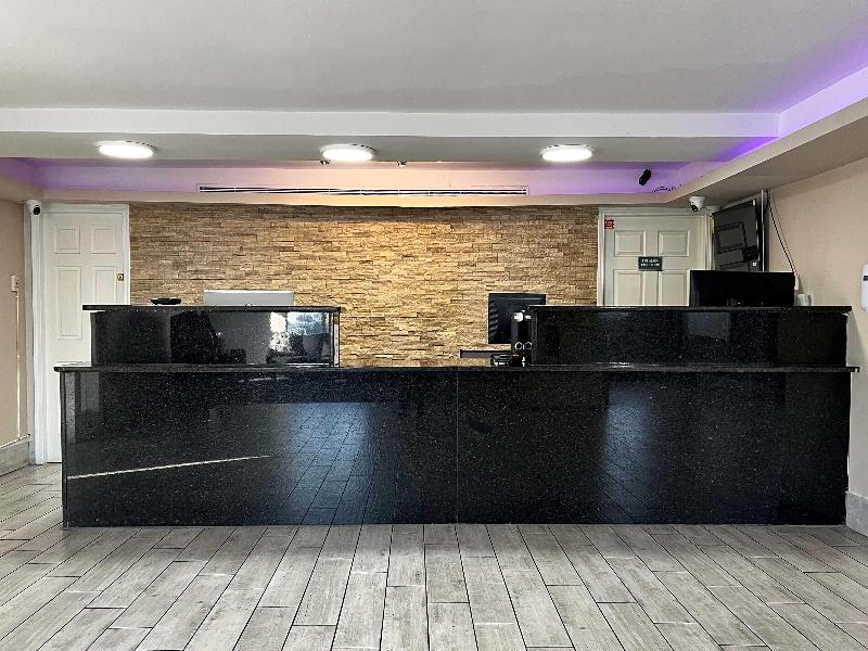 Baymont by Wyndham Indianapolis Airport Lynhurst image