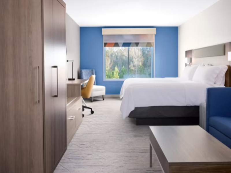 Holiday Inn Express & Suites Memphis East by IHG image