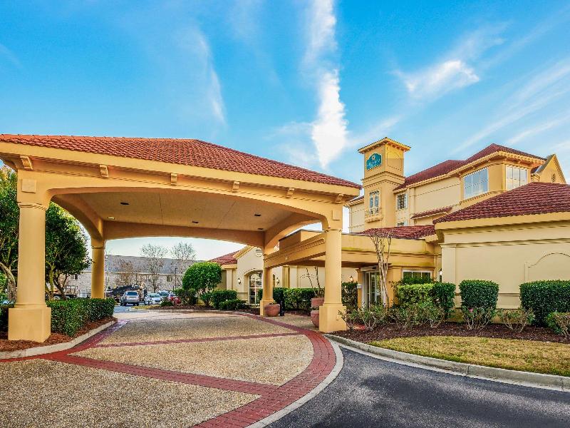 La Quinta Inn & Suites Myrtle Beach Broadway   