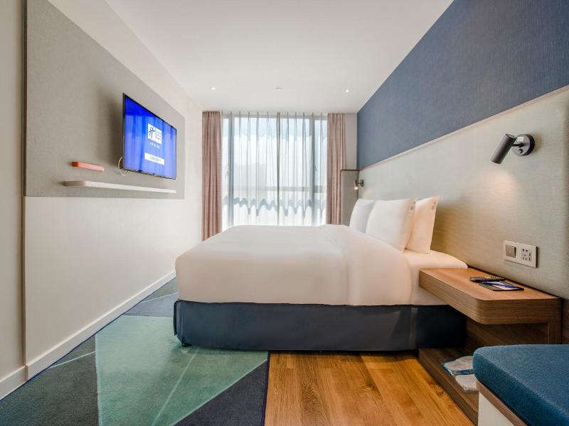 Holiday Inn Express Foshan Chancheng By Ihg image