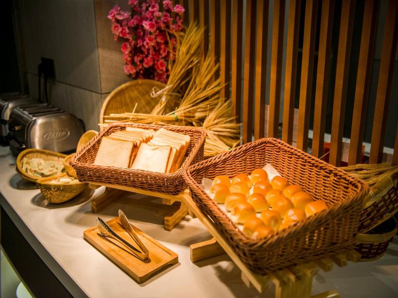 Holiday Inn Express Foshan Chancheng By Ihg image