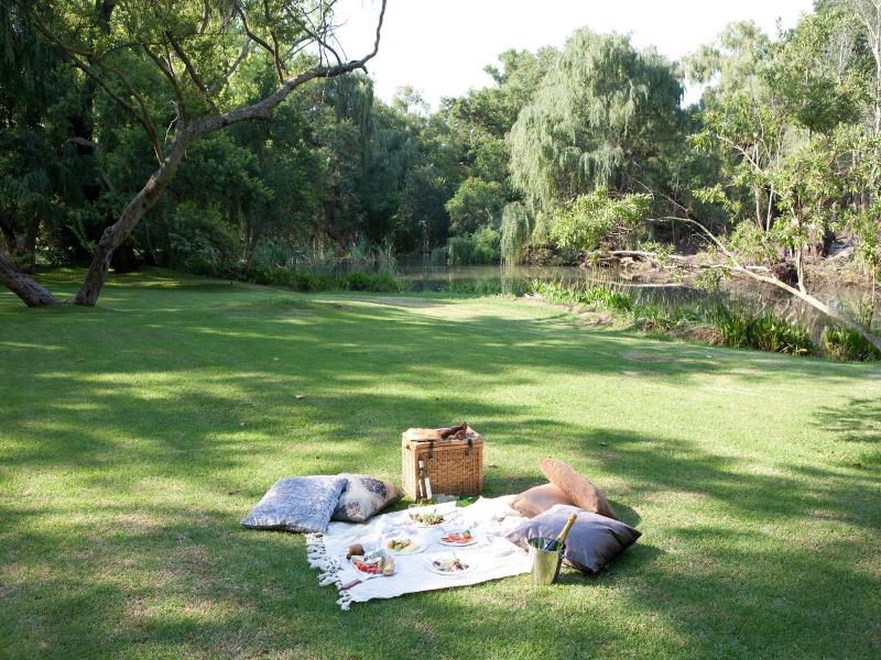 Valley Lodge & Spa image