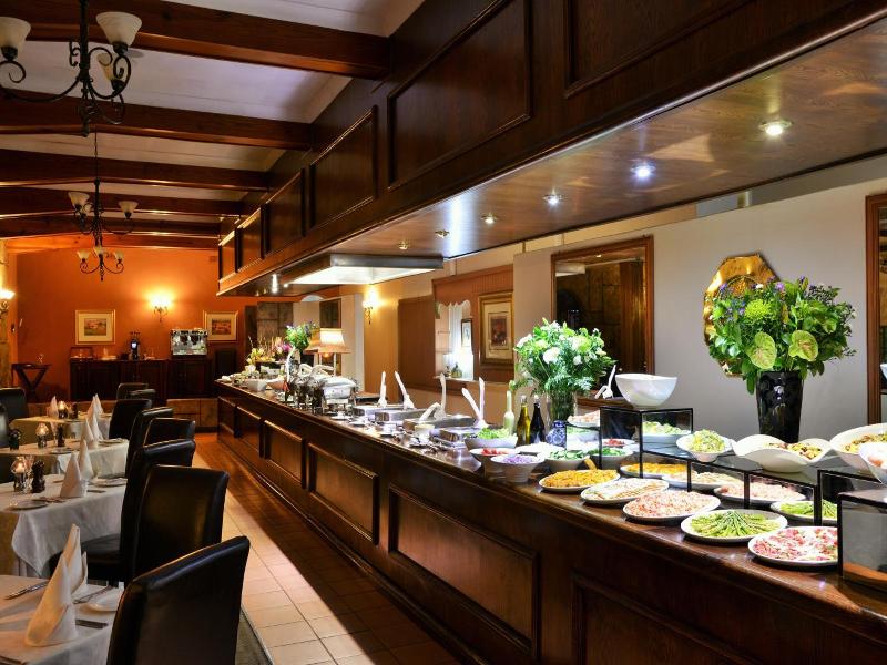 Valley Lodge & Spa image