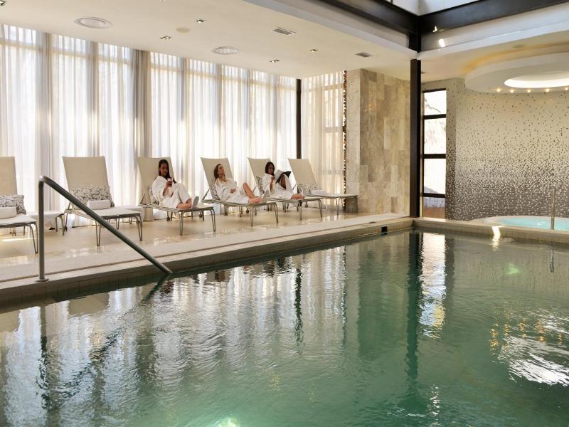 Valley Lodge & Spa image