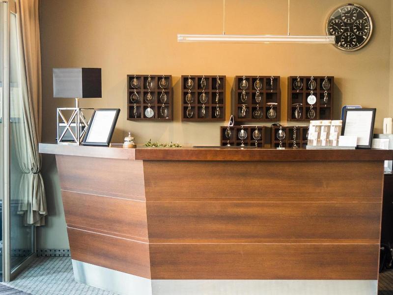 Comm Hotel Poznan Airport image