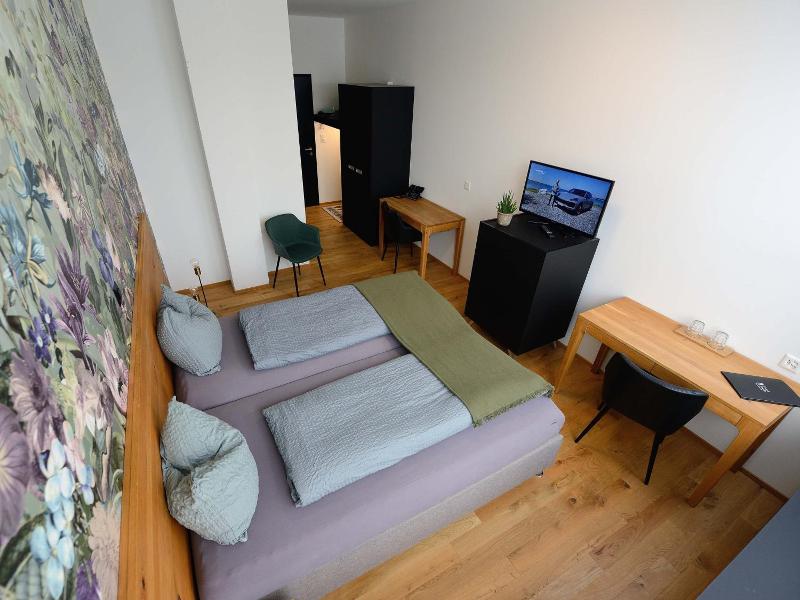 Hotel Profis image