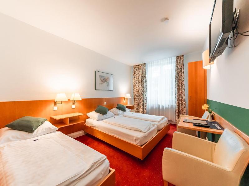Hotel Markgraf image