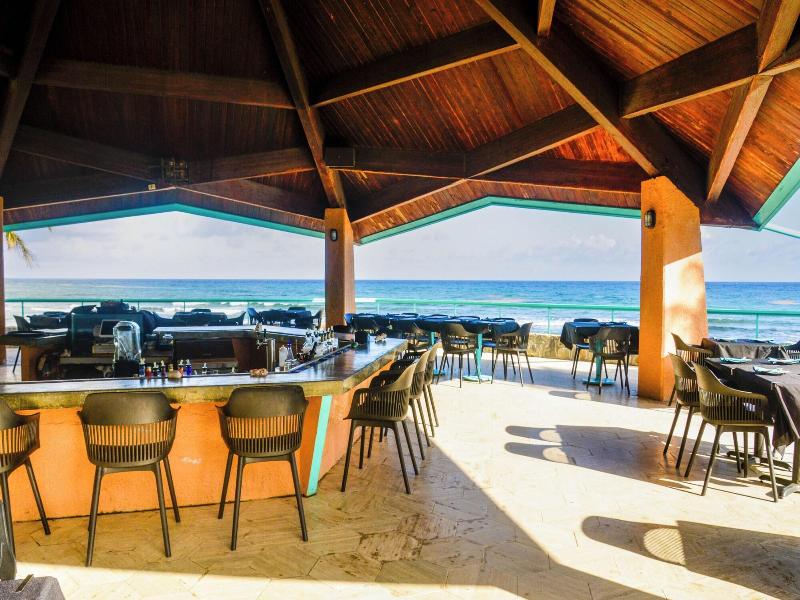 Grapetree Bay Hotel Villas image