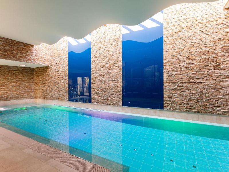Baron Tavernier Hotel Restaurant & Spa image