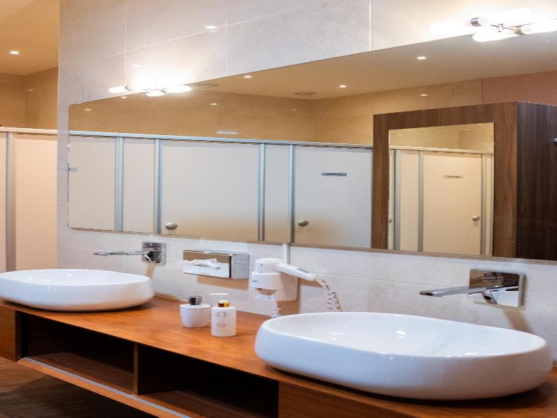 Baron Tavernier Hotel Restaurant & Spa image