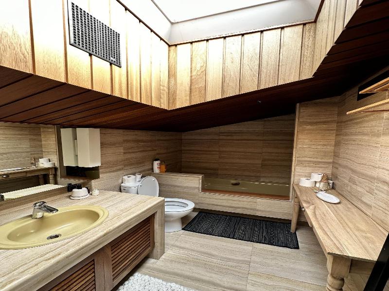 Solo Atico Guest Suites image