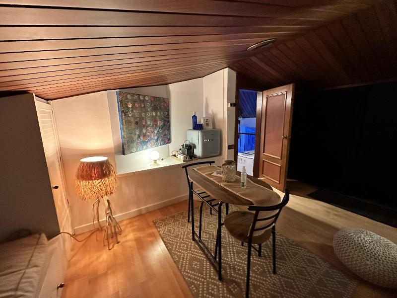 Solo Atico Guest Suites image