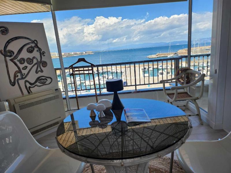 Solo Atico Guest Suites image