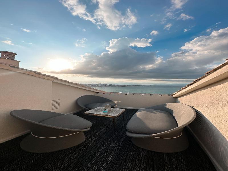 Solo Atico Guest Suites image