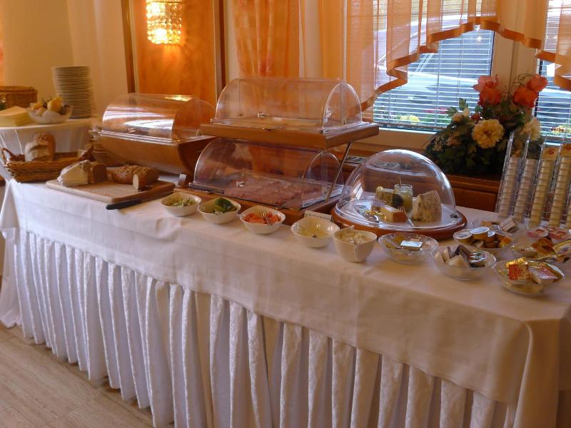 "hotel Restaurant Böck ""roter Hahn""" image