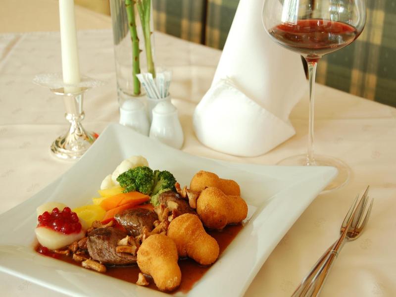 "hotel Restaurant Böck ""roter Hahn""" image