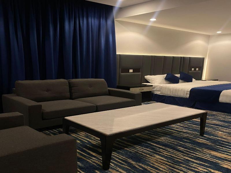 Qimam Park Hotel 1 image