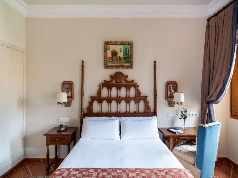Parador de Santo Domingo Bernardo de Fresneda  image