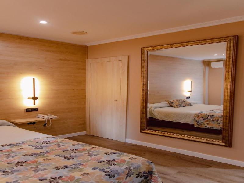 La Siesta image
