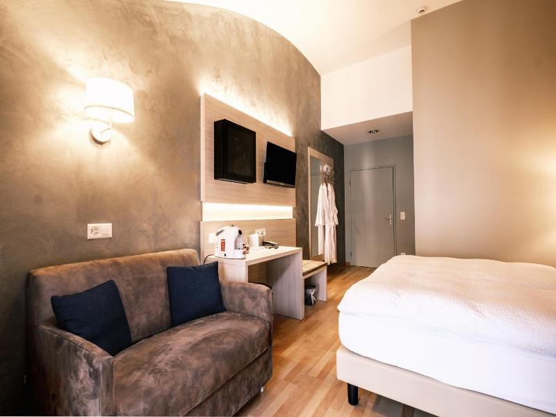 Hotel Zurigo Downtown image