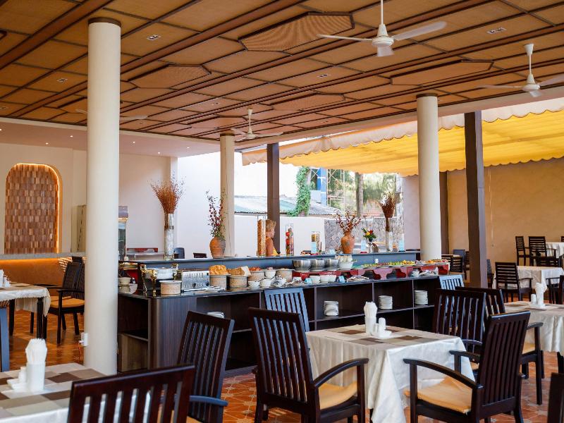 Le Aqua Resort & Spa Phan Thiet image