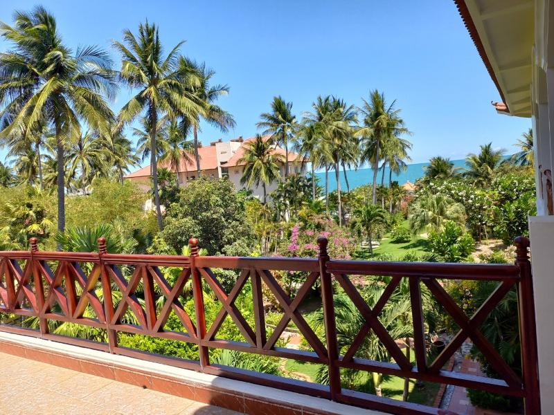 Le Aqua Resort & Spa Phan Thiet image