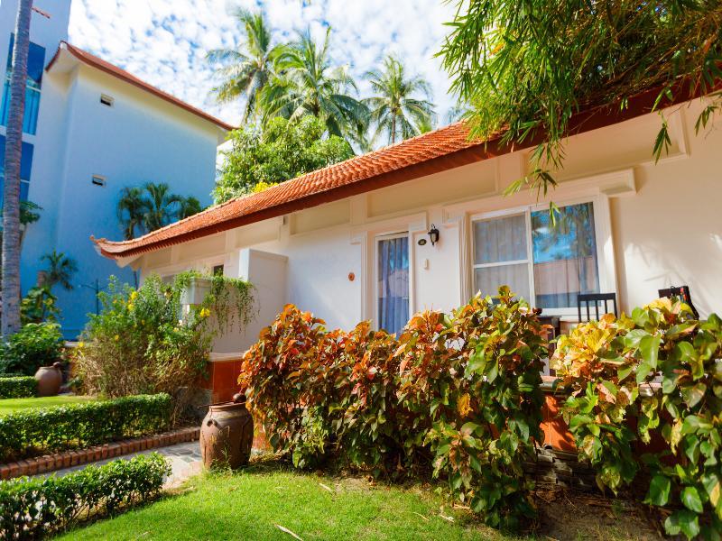Le Aqua Resort & Spa Phan Thiet image