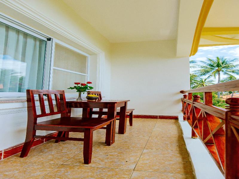 Le Aqua Resort & Spa Phan Thiet image