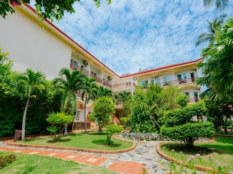 Le Aqua Resort & Spa Phan Thiet image