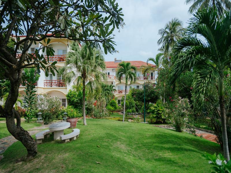 Le Aqua Resort & Spa Phan Thiet image