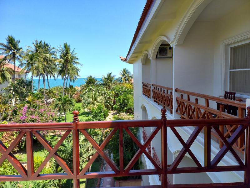 Le Aqua Resort & Spa Phan Thiet image