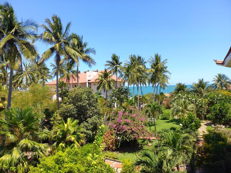 Le Aqua Resort & Spa Phan Thiet image