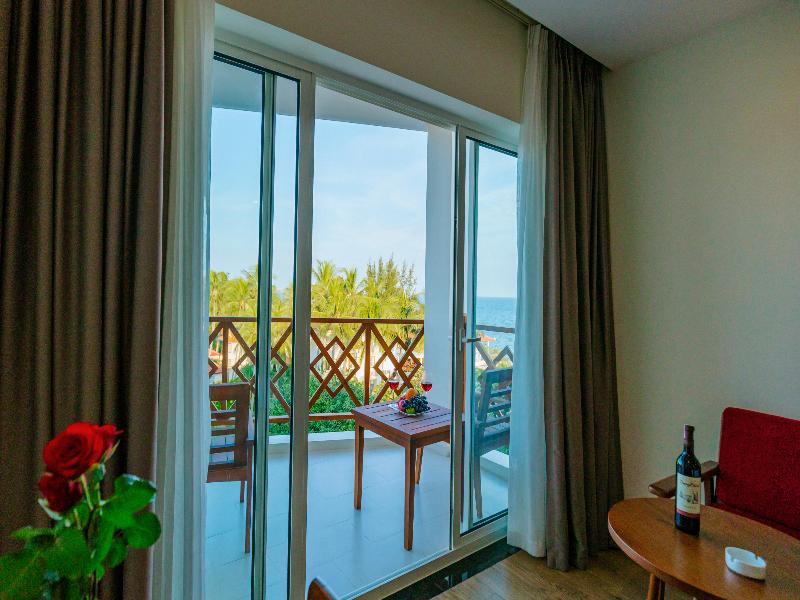 Le Aqua Resort & Spa Phan Thiet image