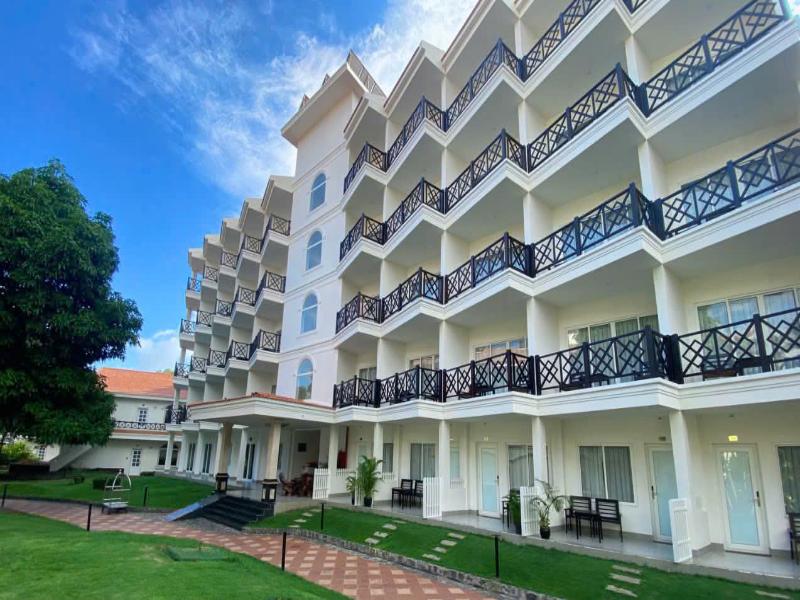 Le Aqua Resort & Spa Phan Thiet image