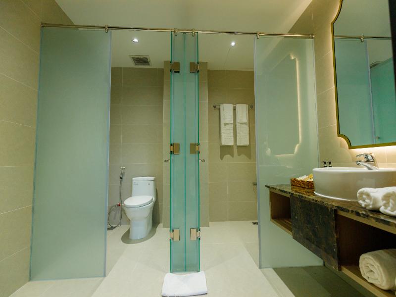 Le Aqua Resort & Spa Phan Thiet image