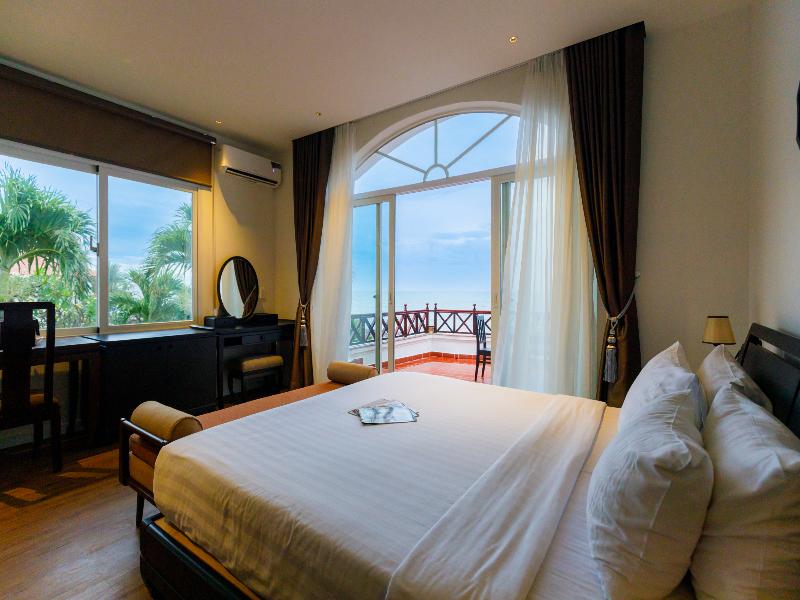 Le Aqua Resort & Spa Phan Thiet image